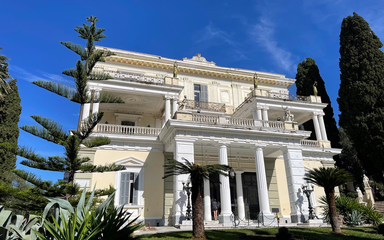 Achilleion (Αχίλλειο)