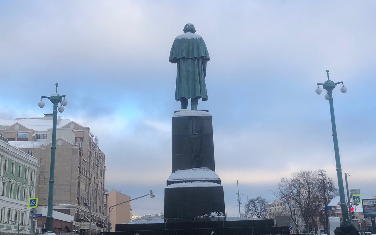 Памятник Н. В. Гоголю
