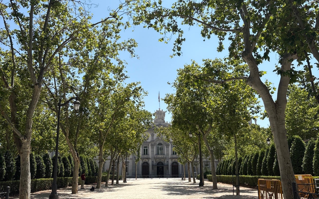 Plaza de la Villa de París