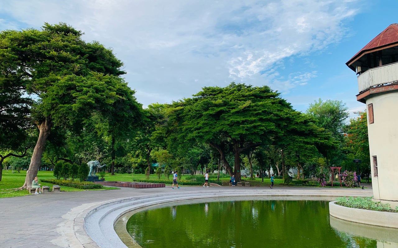 Romaneenart Park (สวนรมณีนาถ)
