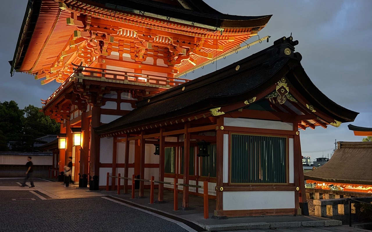 Fushimi Inari Taisha (伏見稲荷大社)