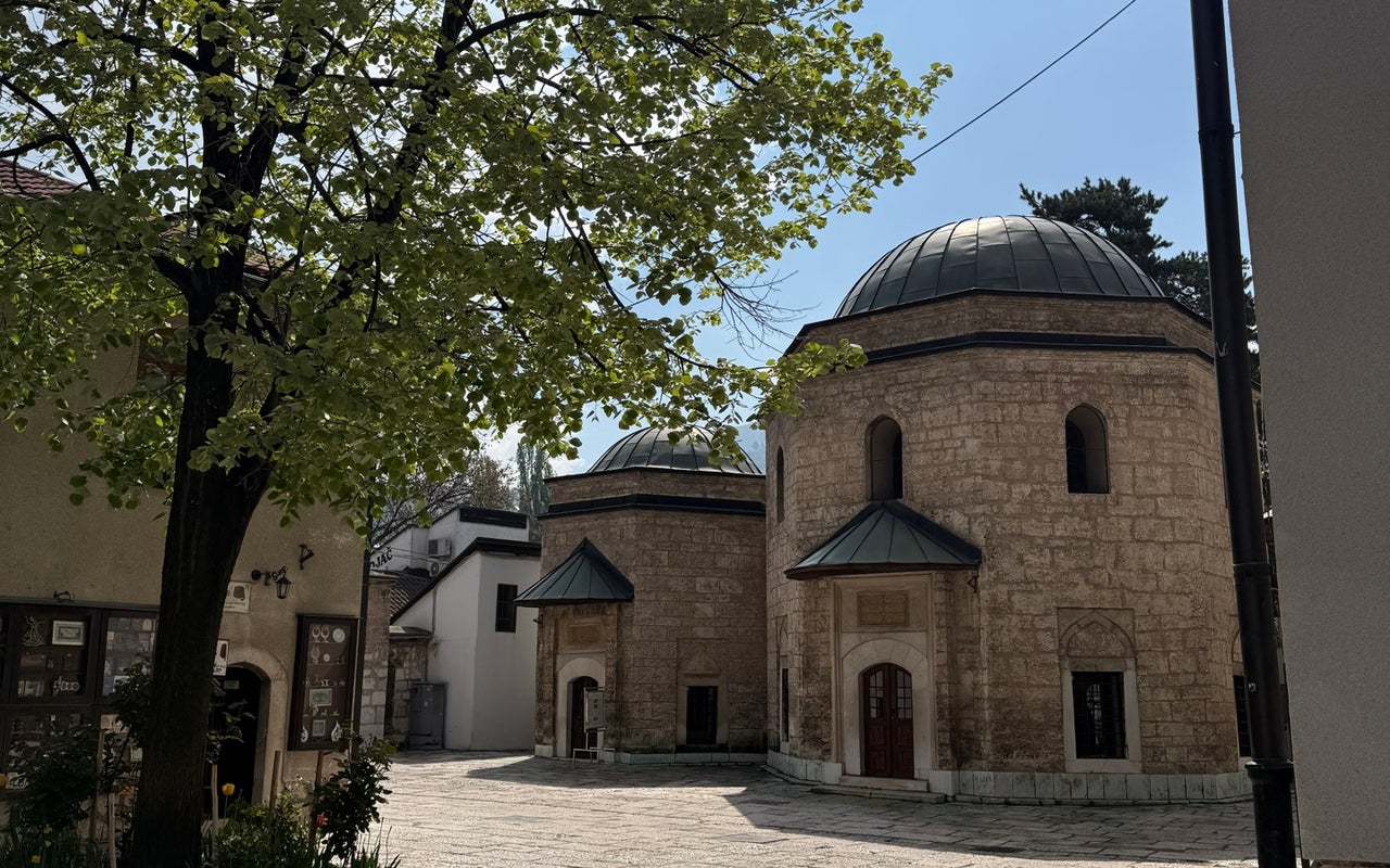 Gazi Husrev-beg Mosque (Gazi Husrev begovad žamija)
