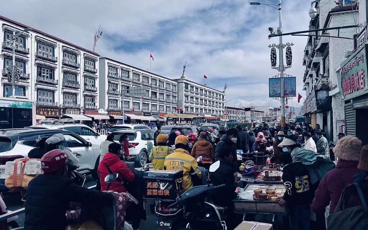 Barkhor Square
