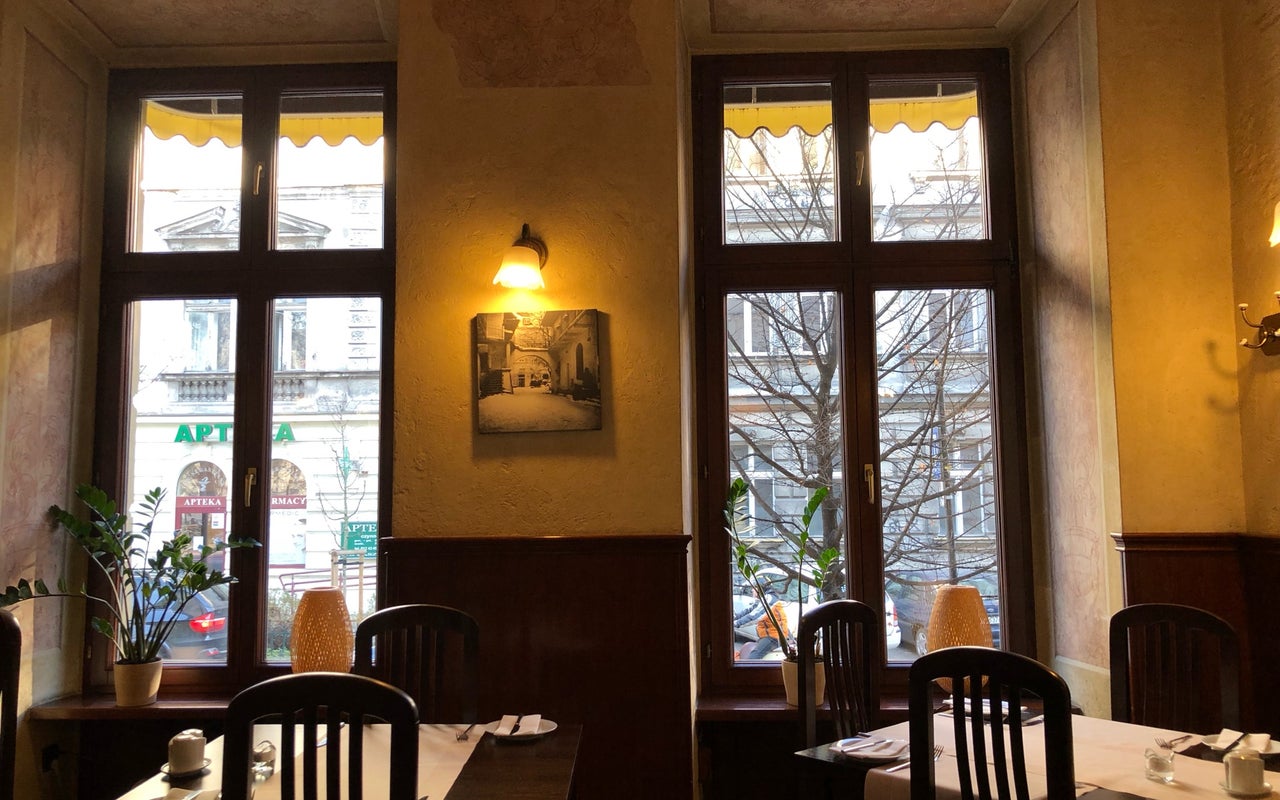 Old Town Restaurant Wine & Bar