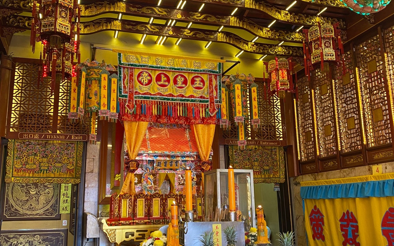 ศาลเจ้าบางเหนียวเต้าโบ ้เก้ง : มูลนิธิเทพราศรี (Bang Neaw Shrine)