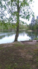 Queens Park Lake