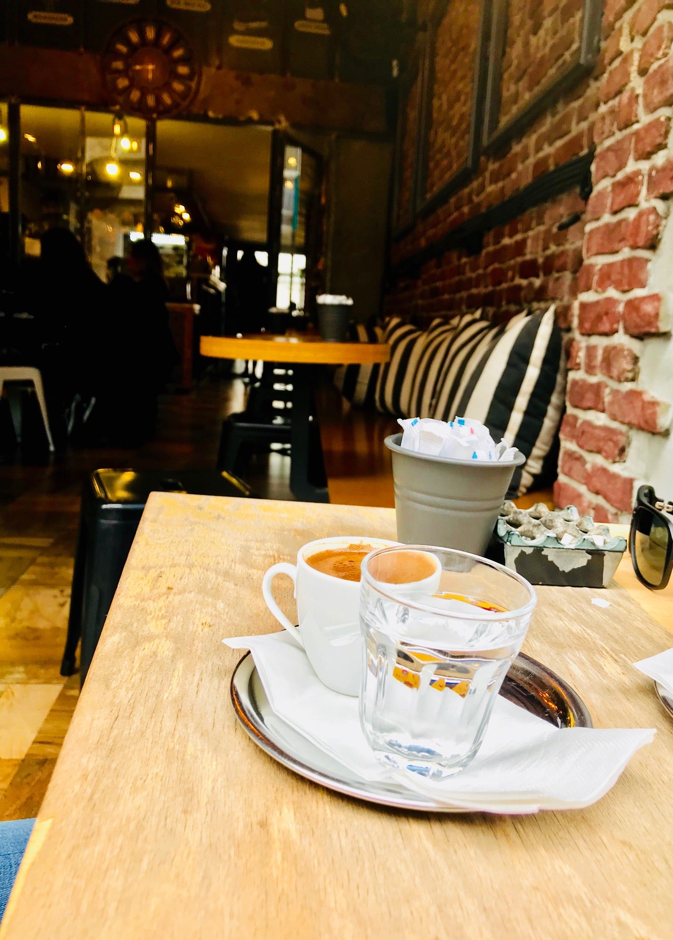 coffee-shop