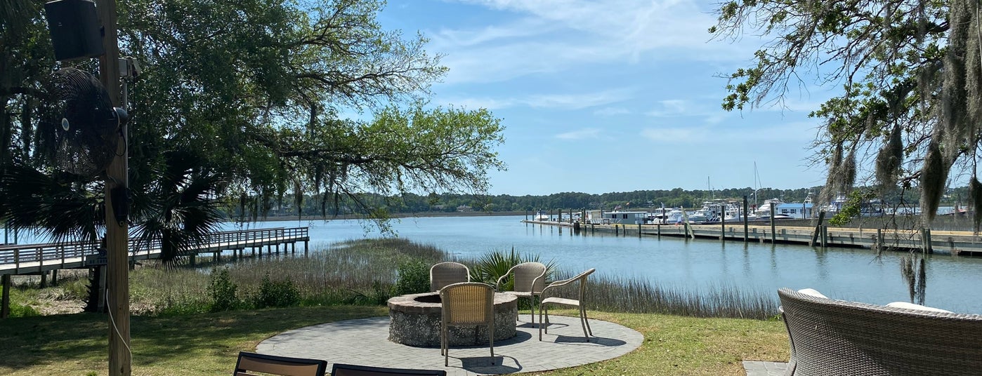 The 15 Best Places for Oysters in Hilton Head