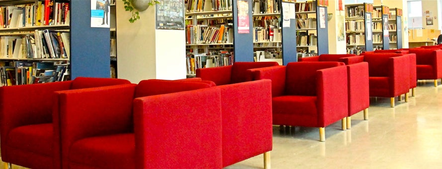 Bibliothèque De La Maison Culturelle Et Communautaire Montréal Nord Qc