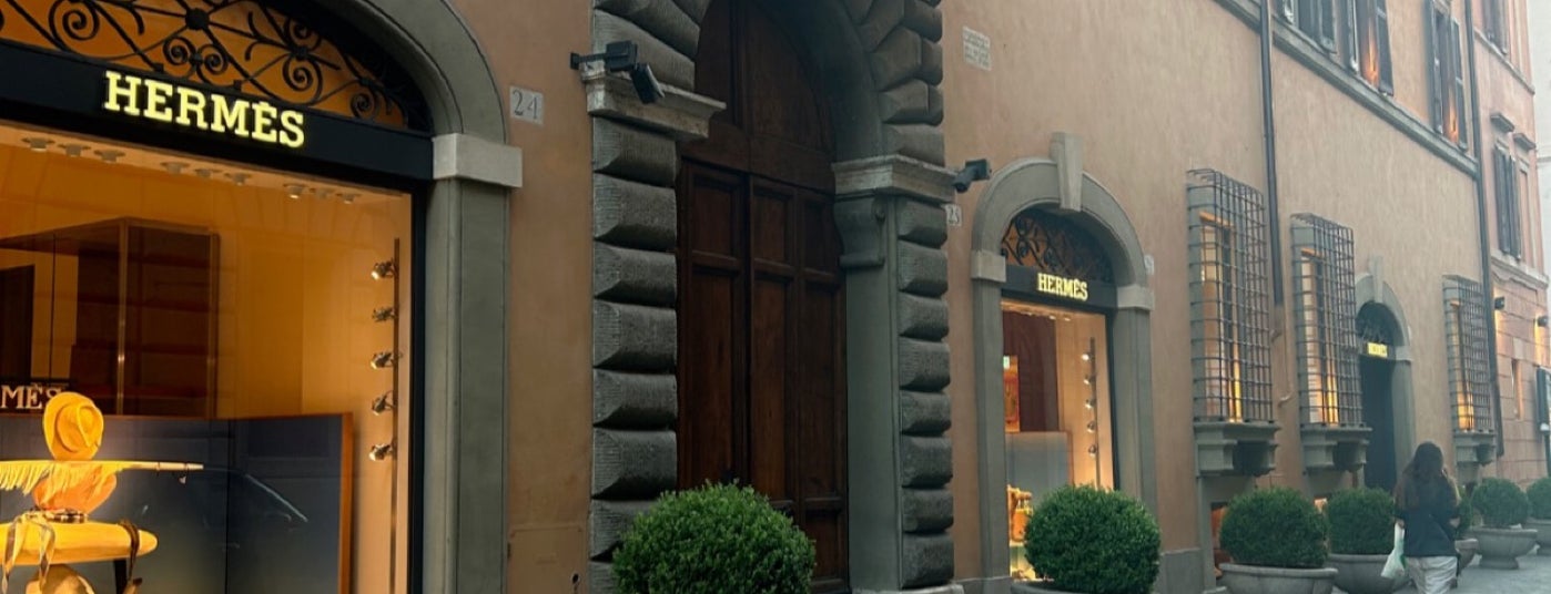 Loro Piana: ristrutturata la boutique in via Condotti a Roma