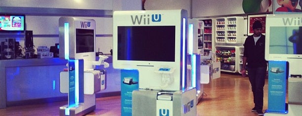 Nintendo Wii Used Comes With Games-As Is.. for Sale in Bronx, NY