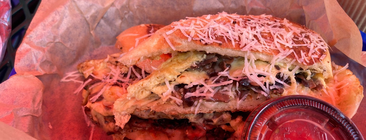 德代尔堡, fl sandwich place ·  7 tips and reviews eagle beagle