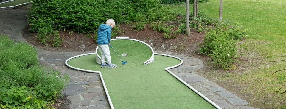 Minigolf Parc Josaphatpark - Mini Golf