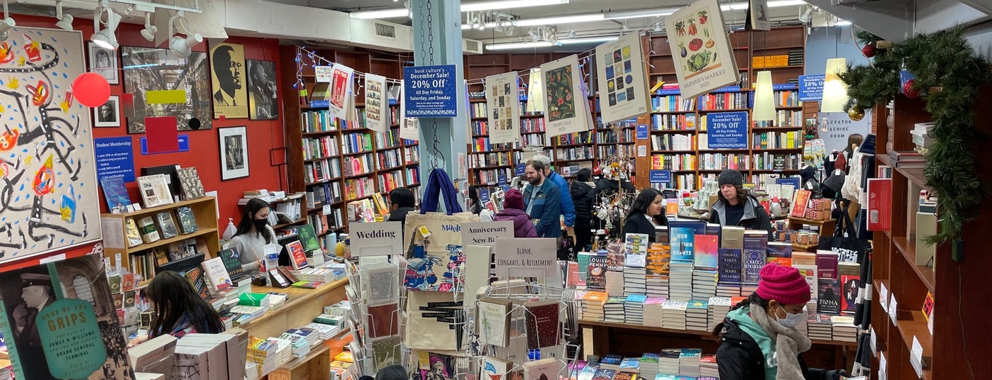 16 Lovely Bookstores in Manhattan to Visit (Best NYC Bookstores)