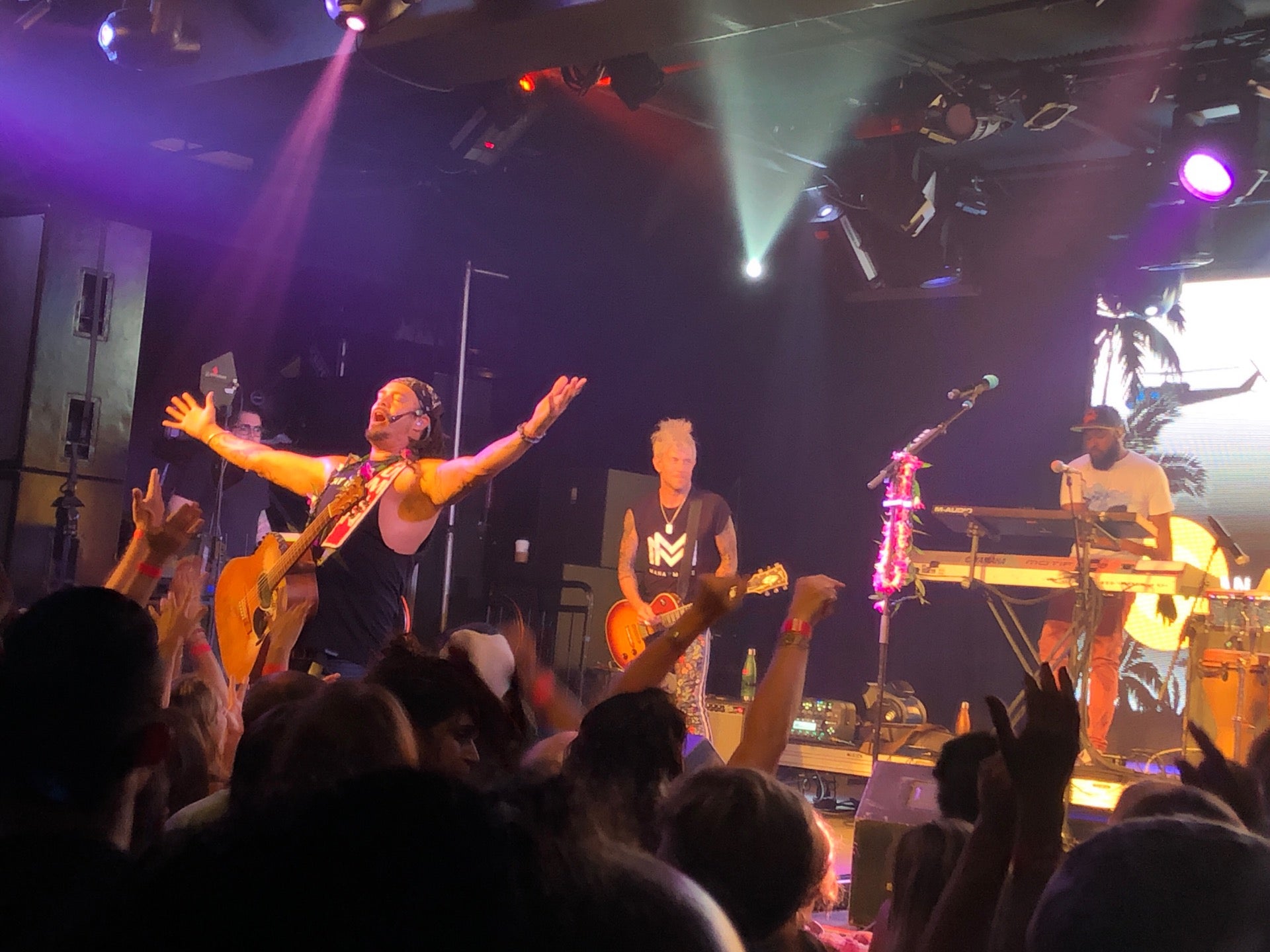 The 15 Best Places With Live Music In Honolulu