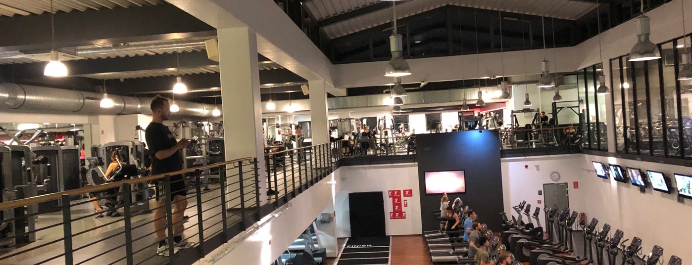 fitness first gym fitness center in altstadt nord