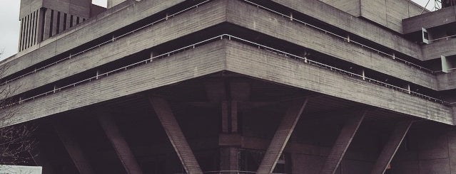 The 15 Best Places That Are Good for Singles in London