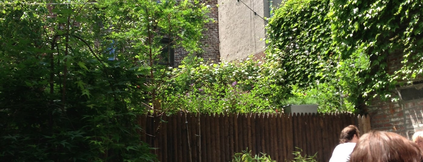 The 15 Best Places with Plenty of Outdoor Seating in Greenpoint, Brooklyn