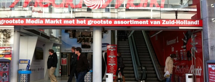 Media Markt Amsterdam Arena B.V., Shopping at Media Markt..…