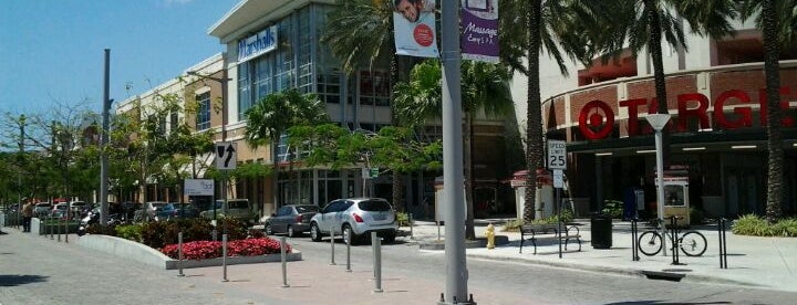 The 10 best shopping malls in Miami - urtrips