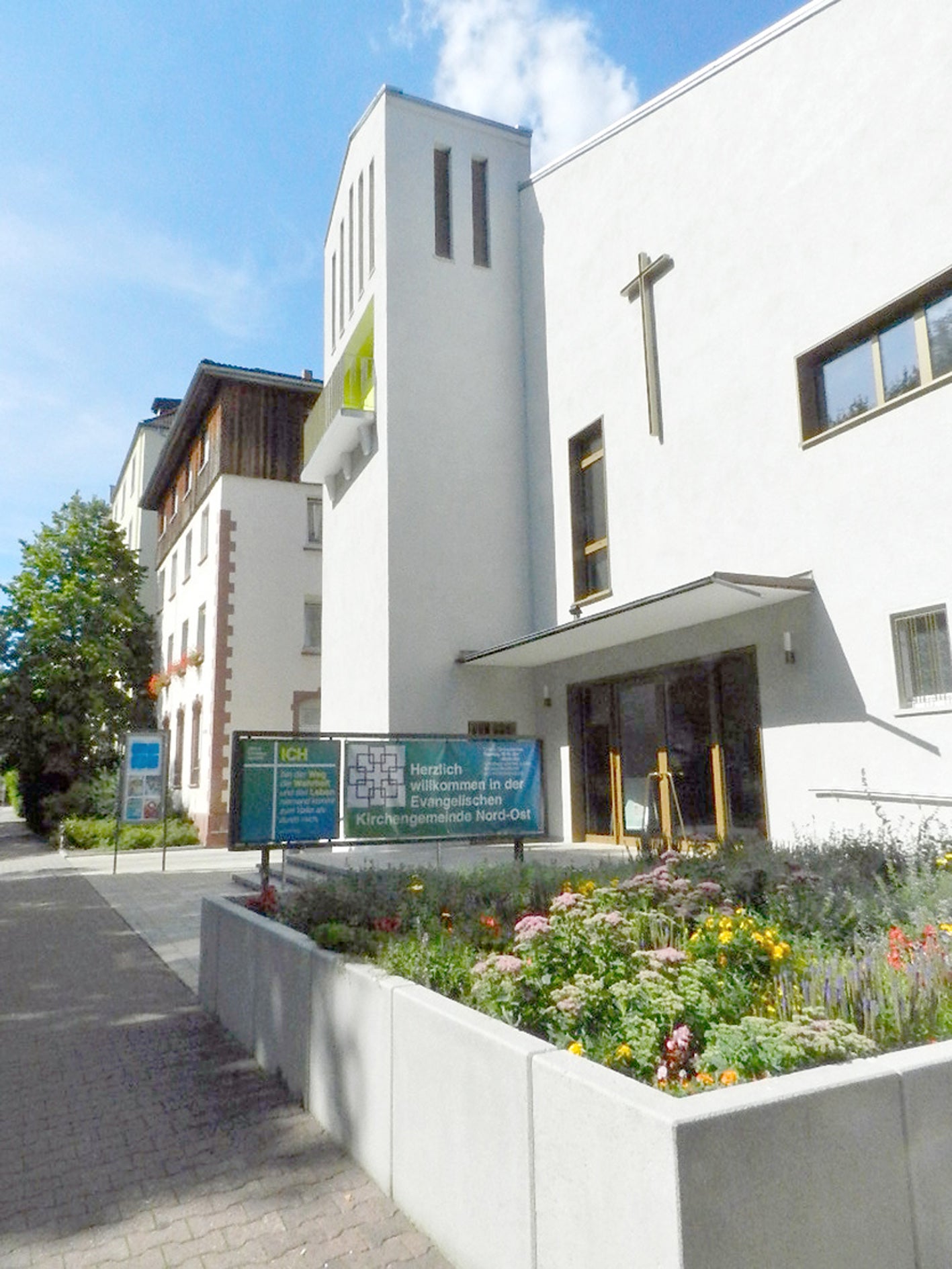 Nord-Ost Kirche - Evangelische Personalkirchengemeinde Nord-Ost Frankfurt/Main