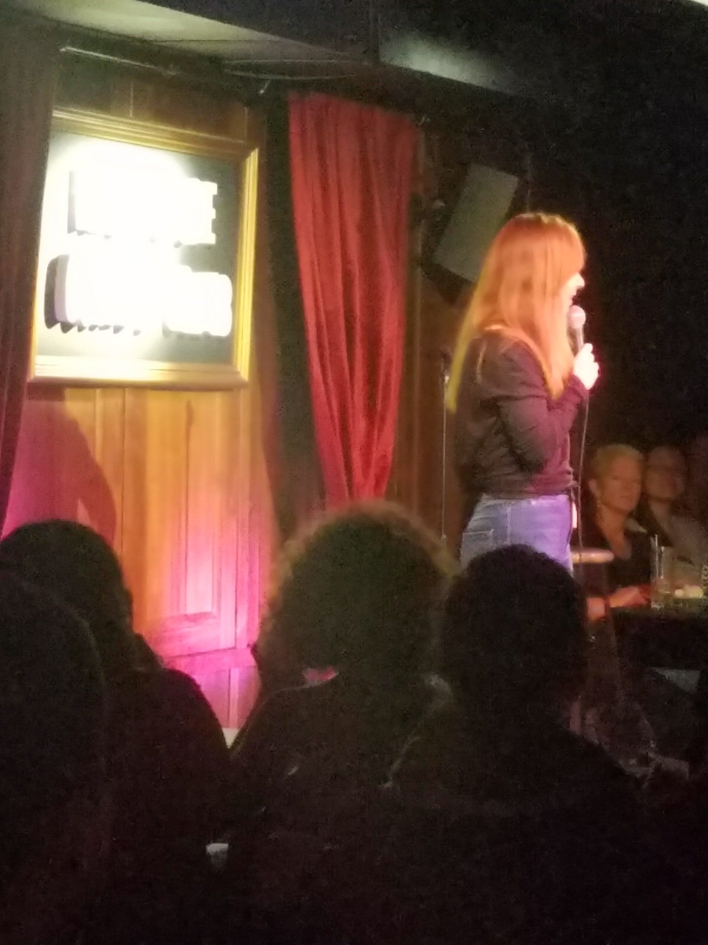 comedy-club