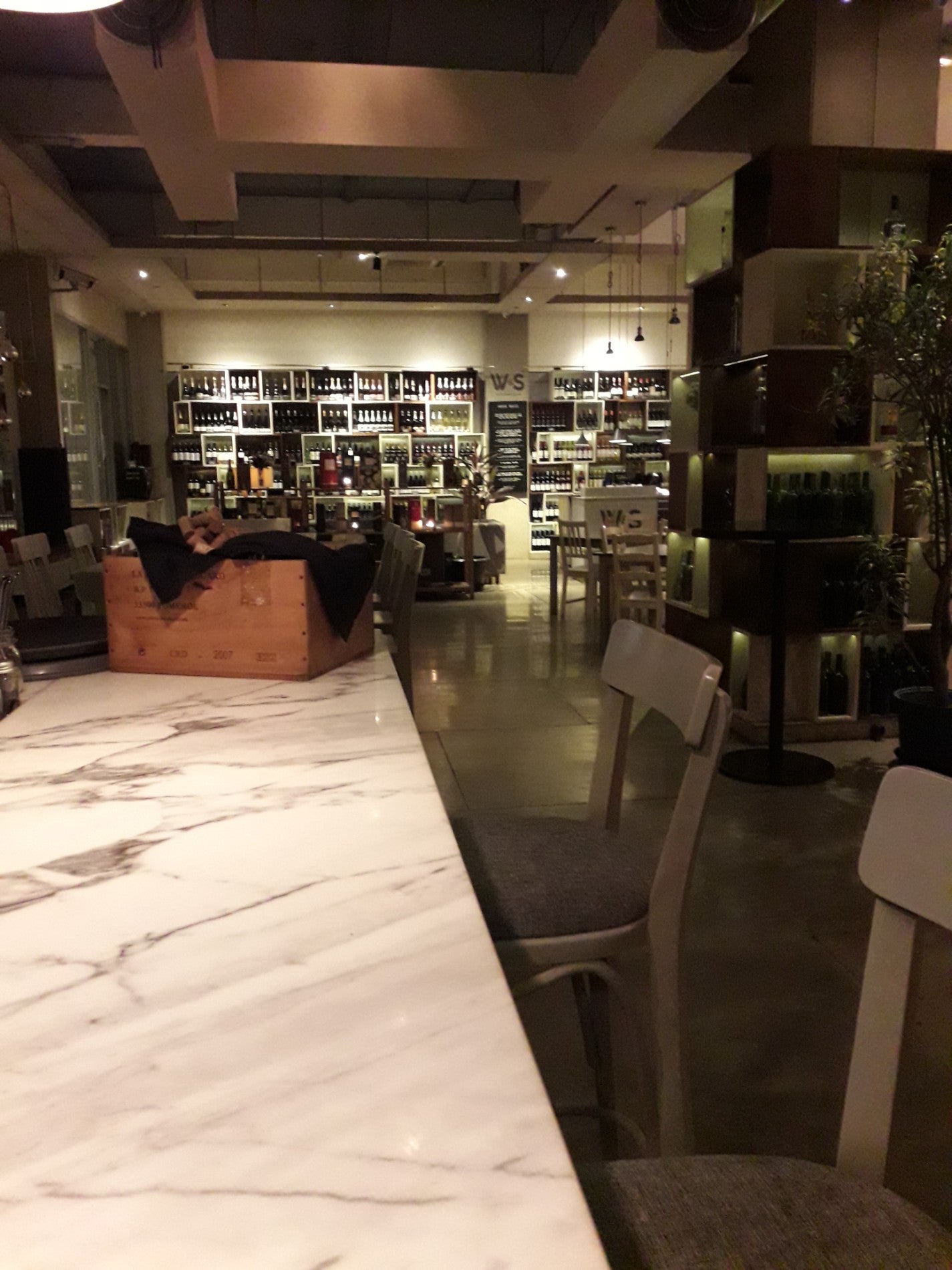 wine-bar