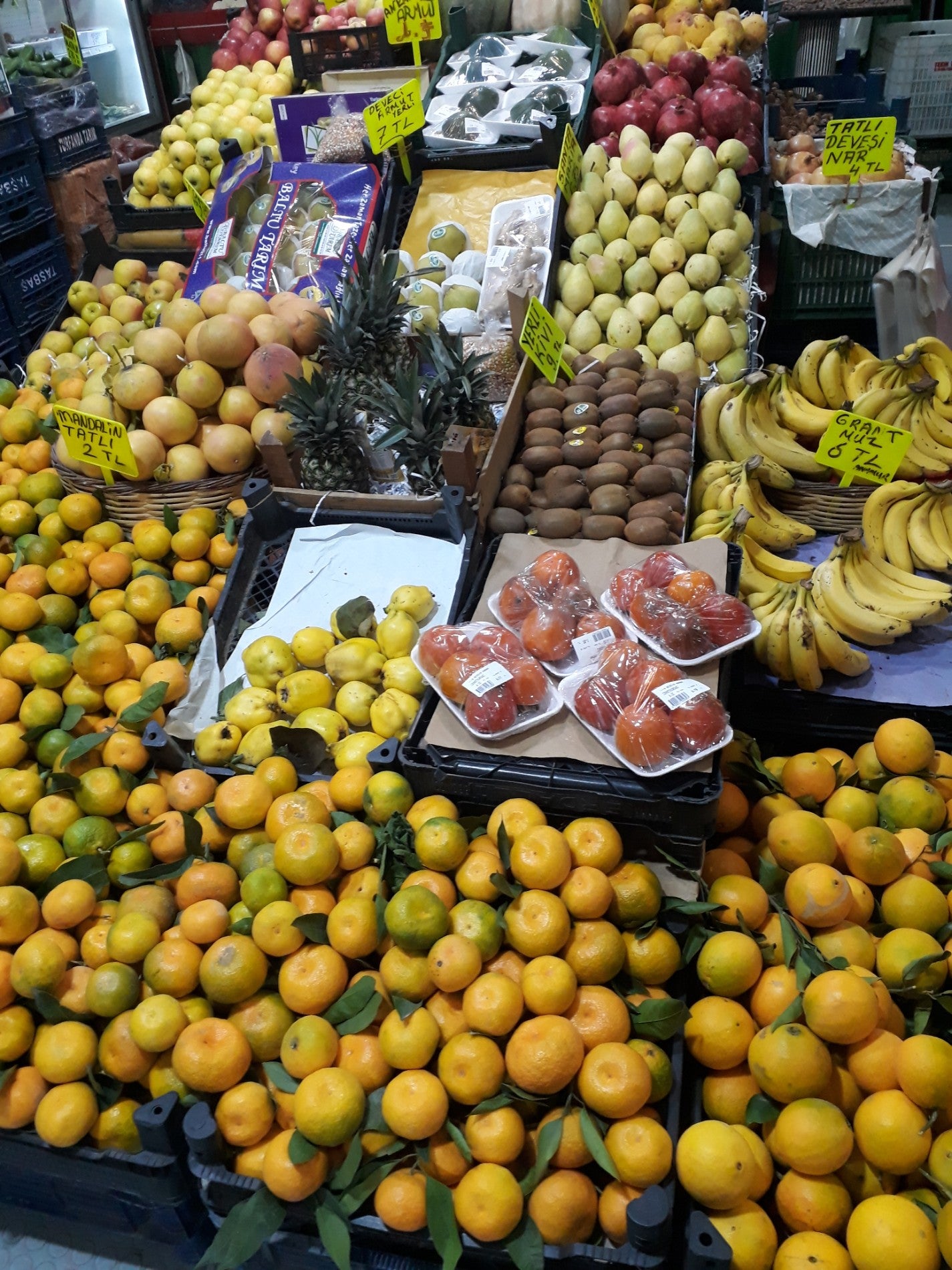 fruit-vegetable-store