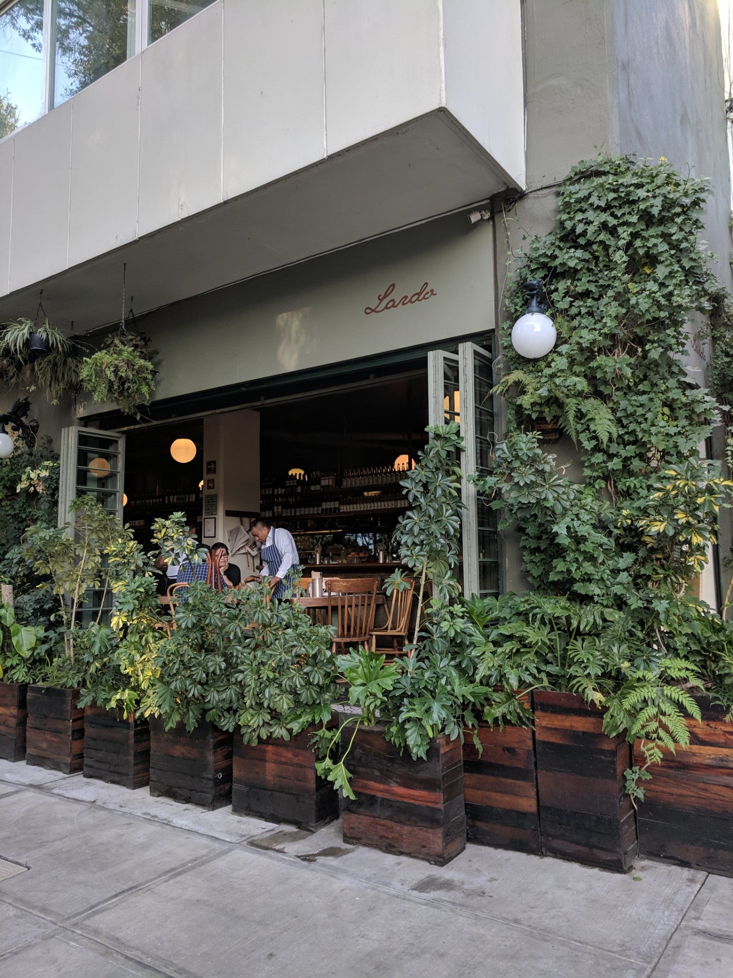 restaurant