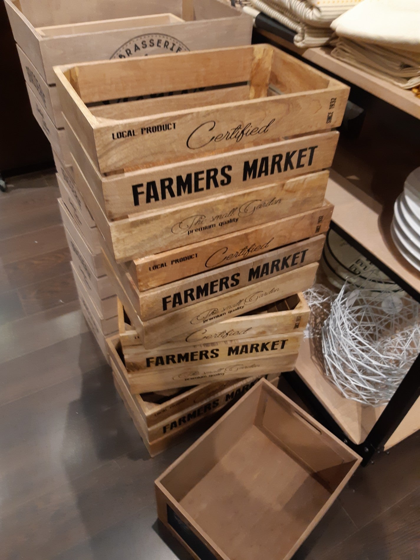 furniture-home-store