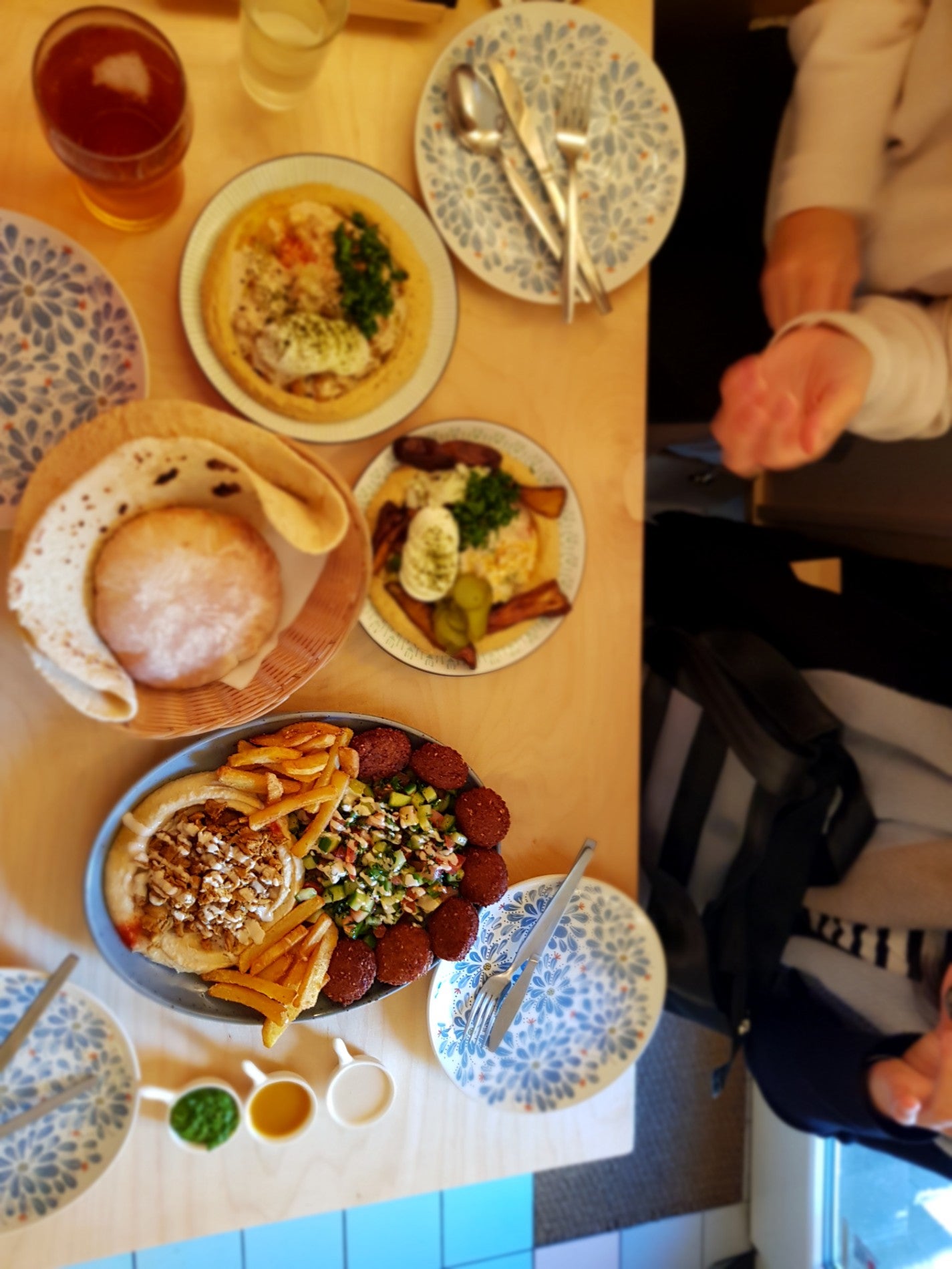 middle-eastern-restaurant