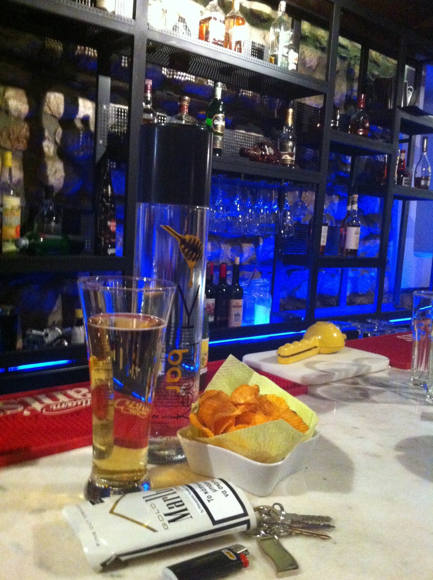 bar