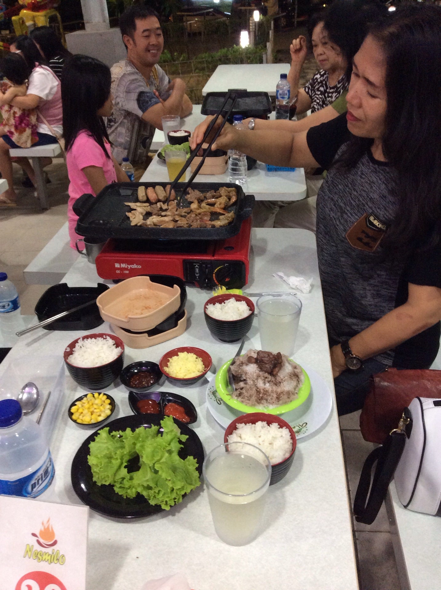 food-court