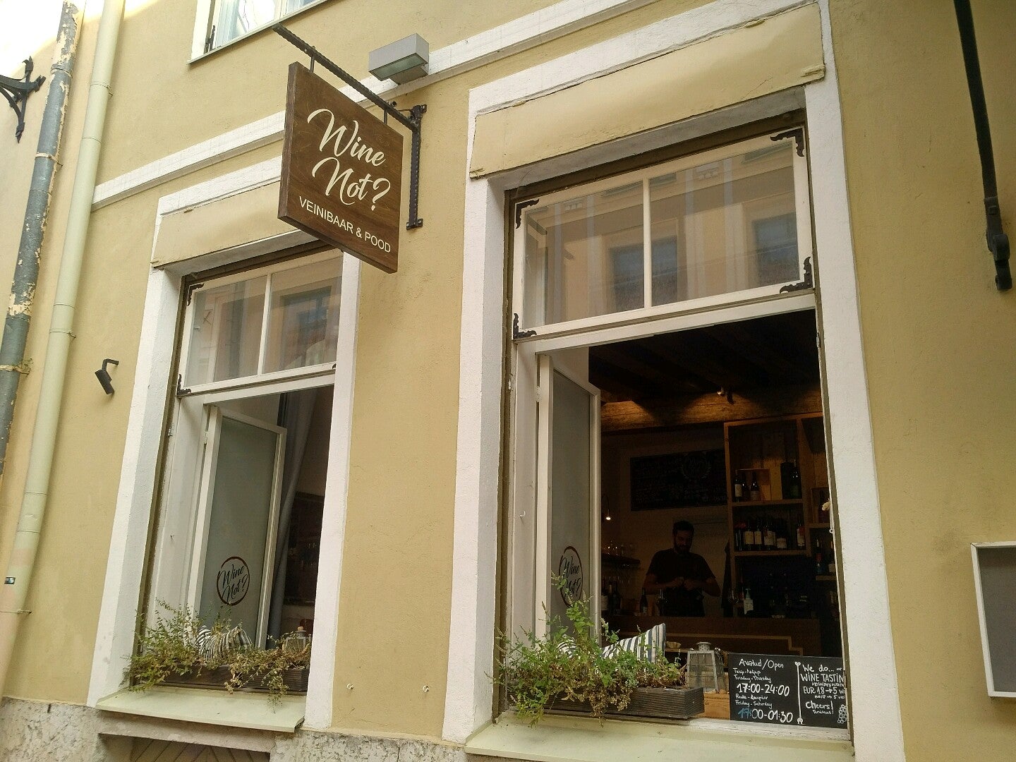 wine-bar