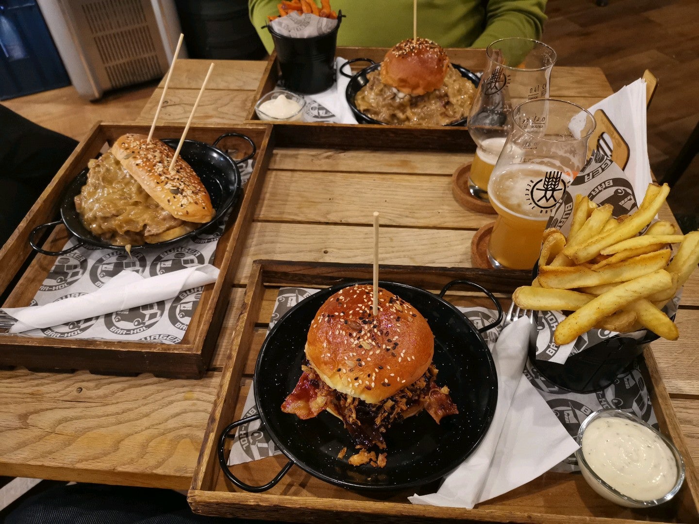 burger-joint