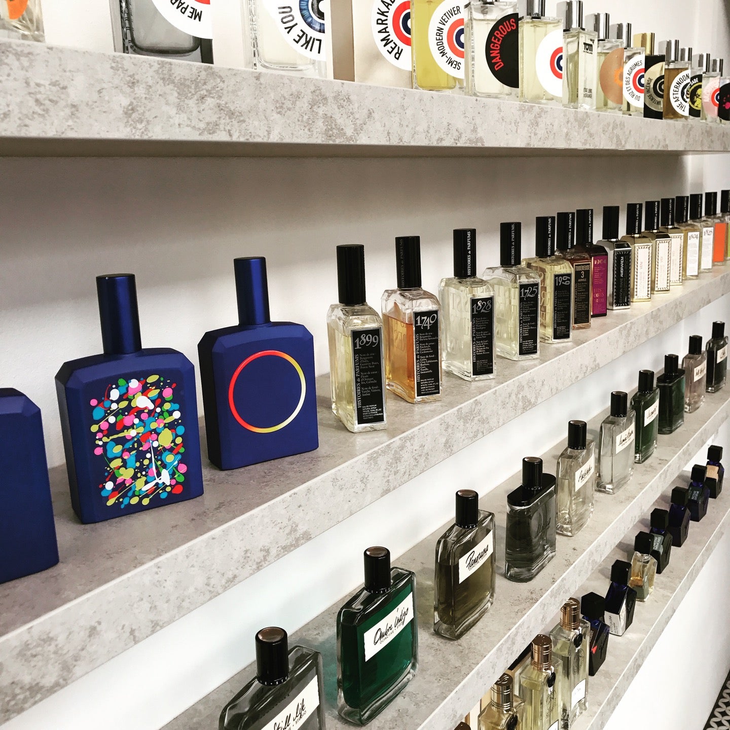 cosmetics-shop