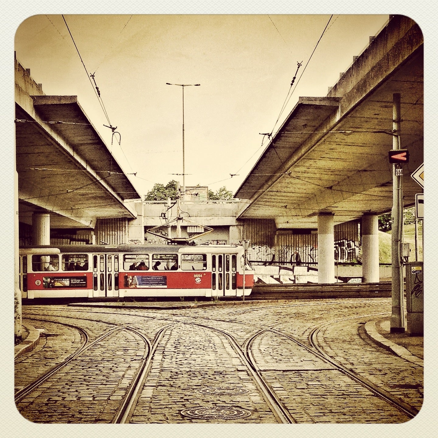 tram-station