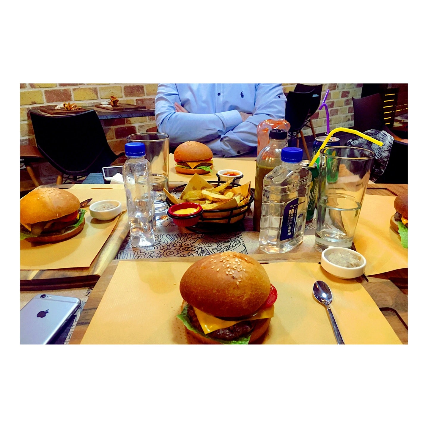 fast-food-restaurant
