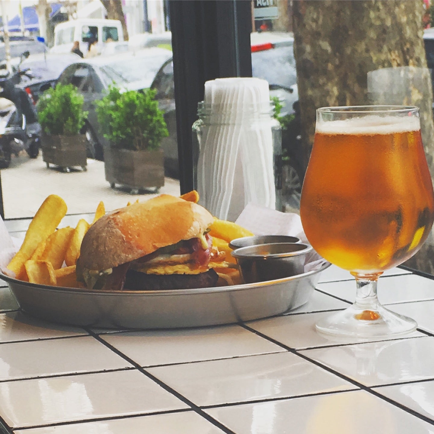 burger-joint