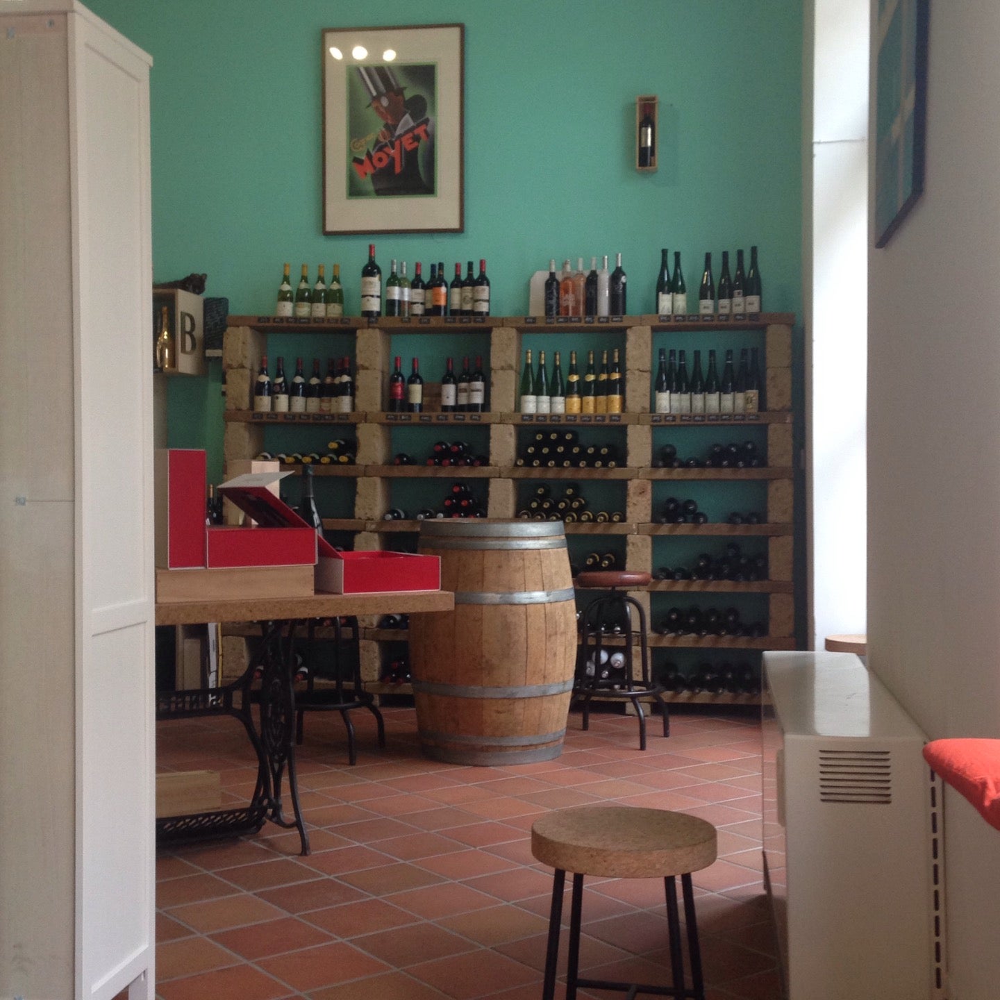 wine-bar