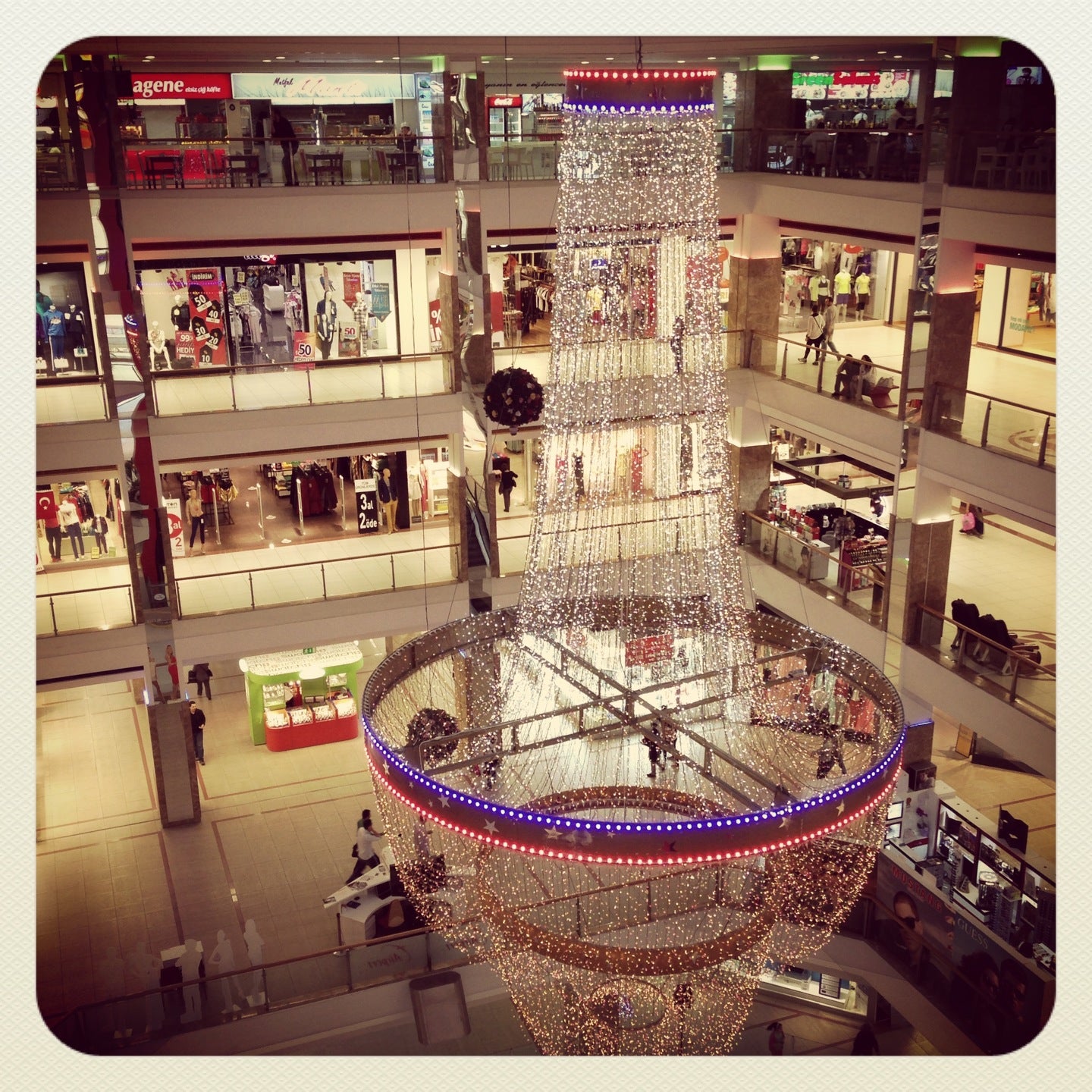 outlet-mall