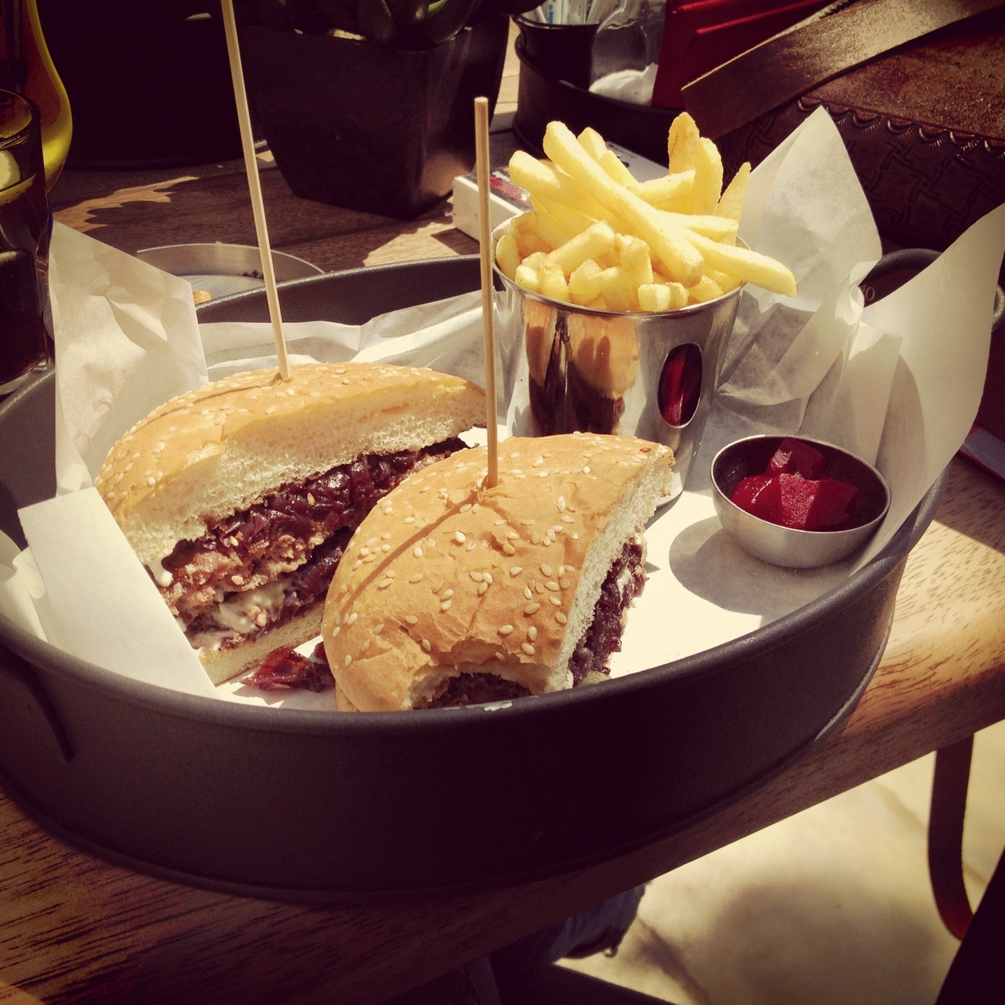 burger-joint