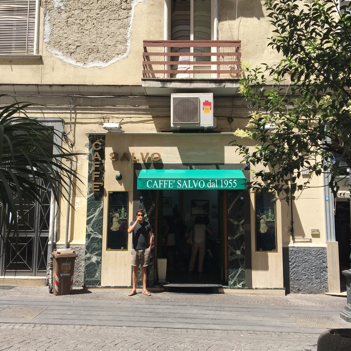cafe