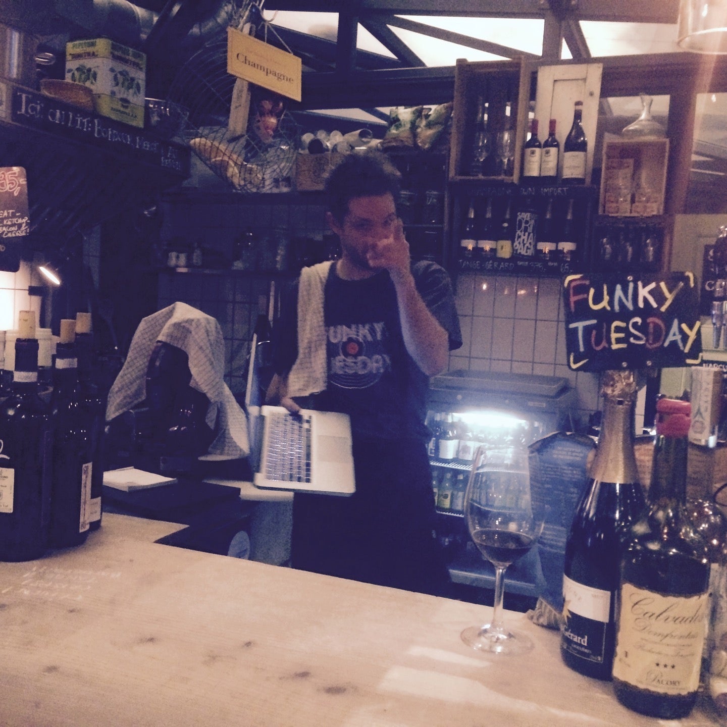 wine-bar