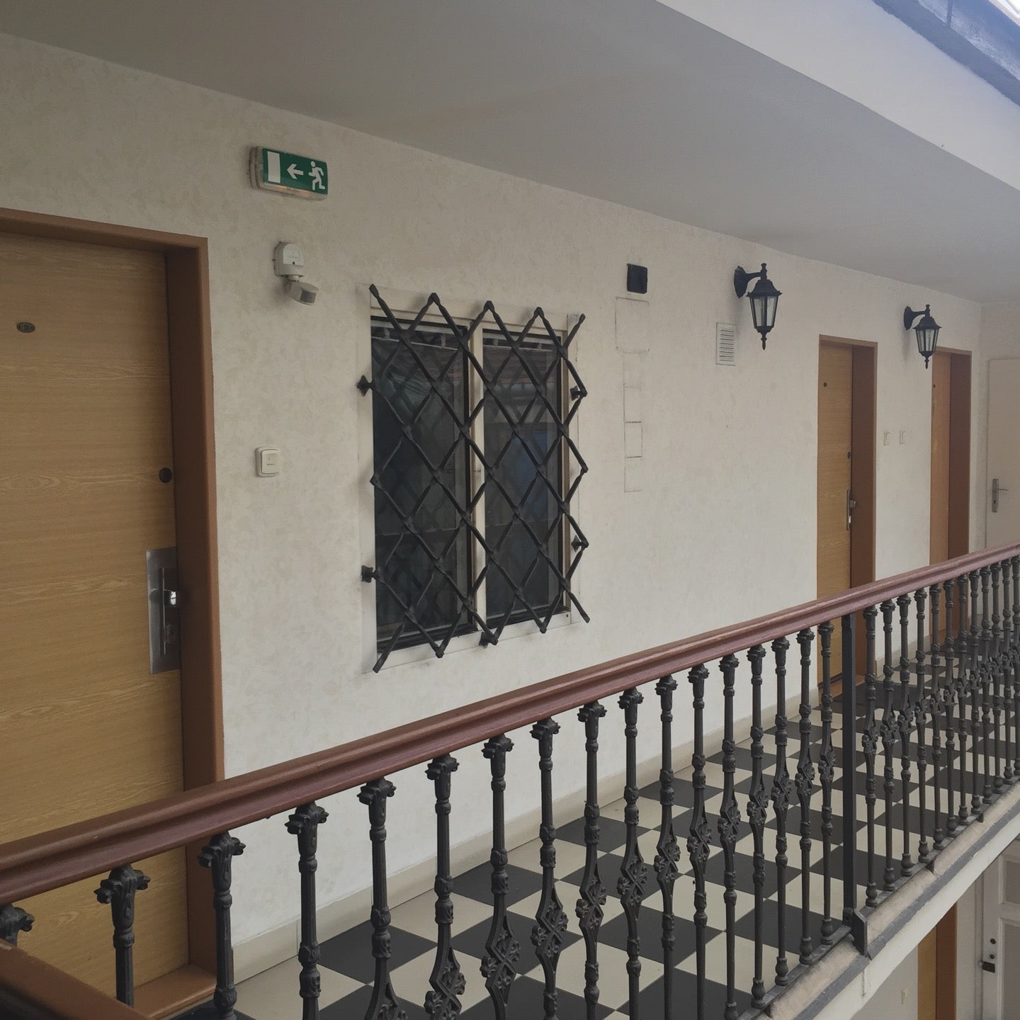 boarding-house