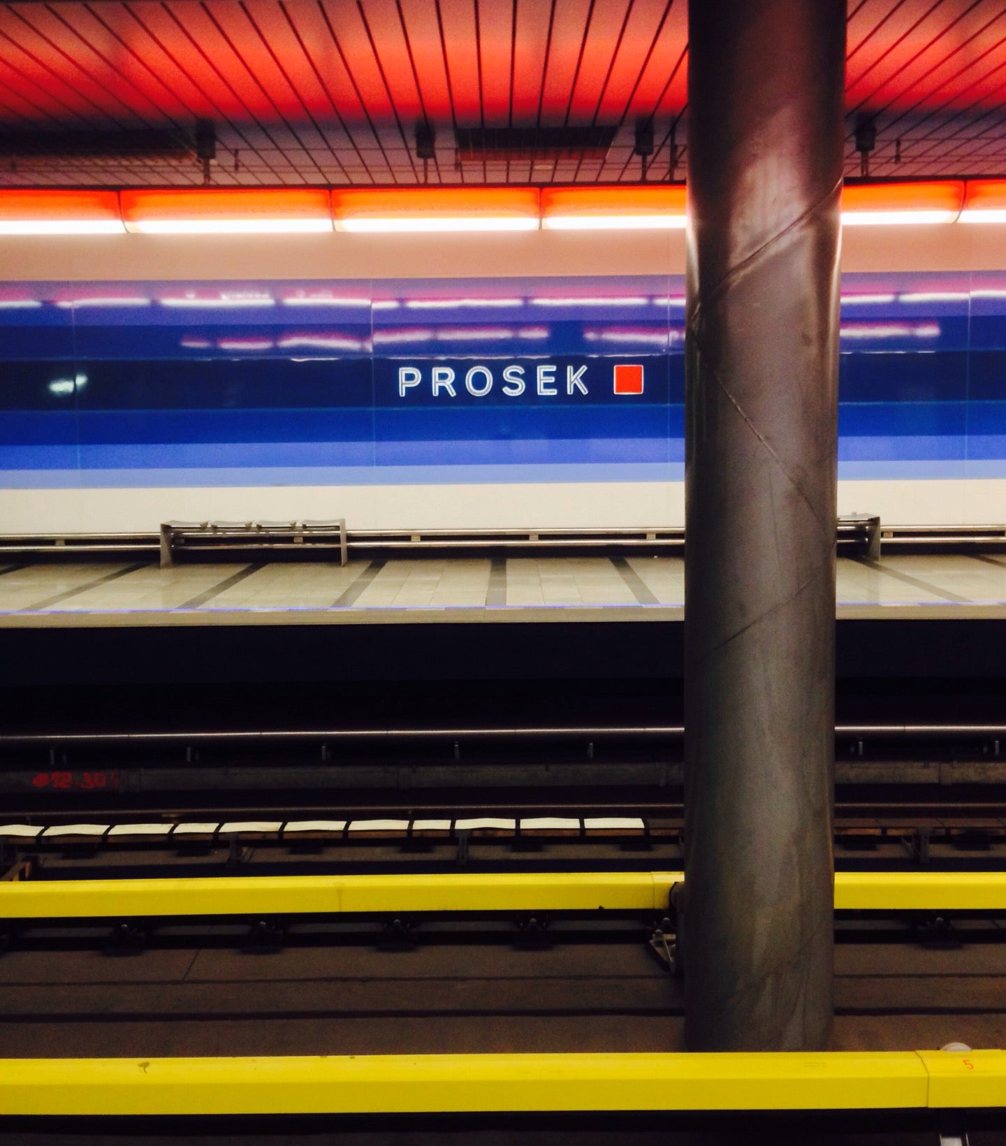 metro-station