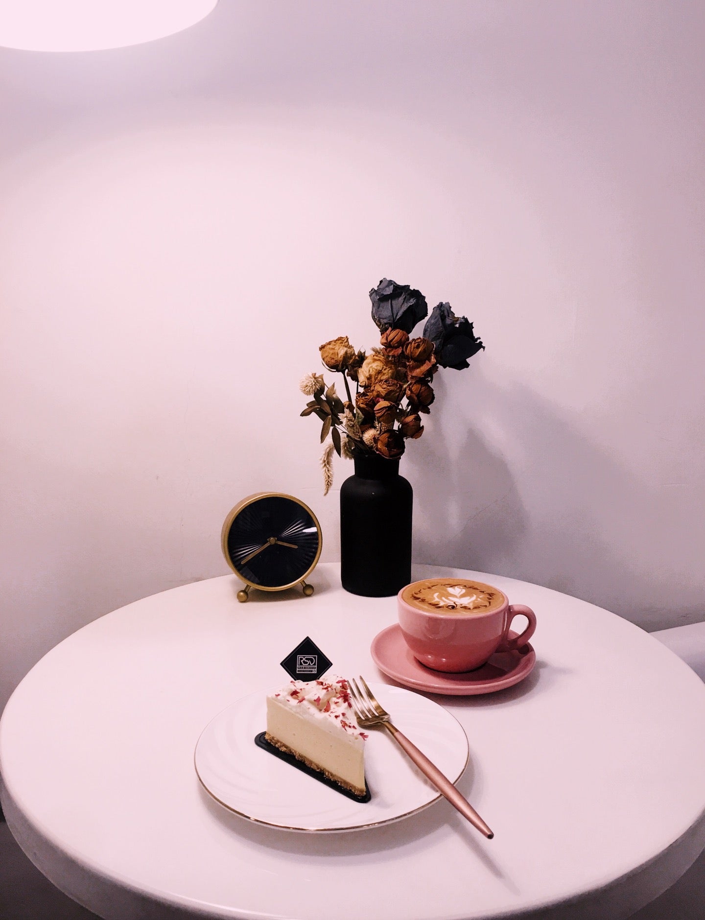 dessert-shop