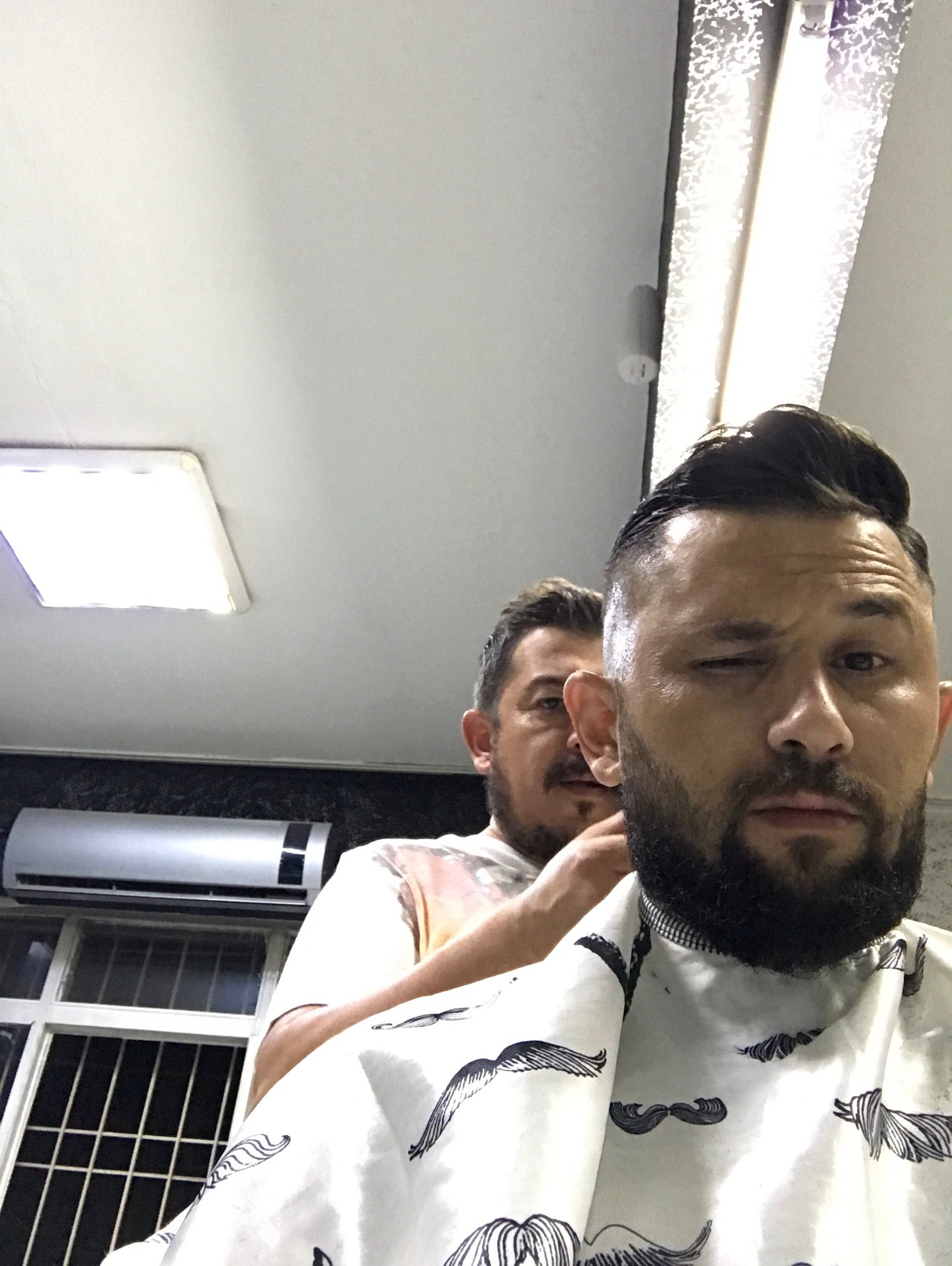 salon-barbershop