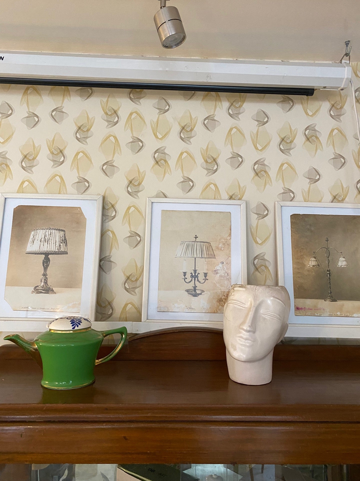 tea-room