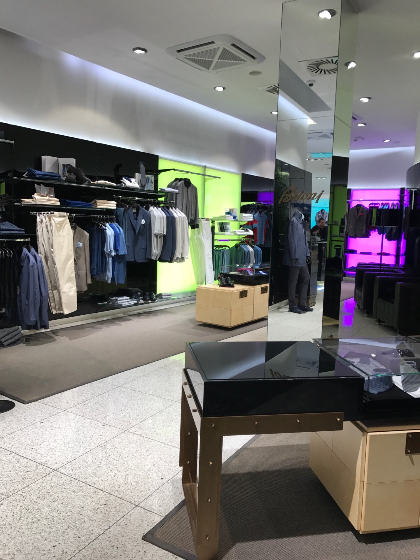 clothing-store